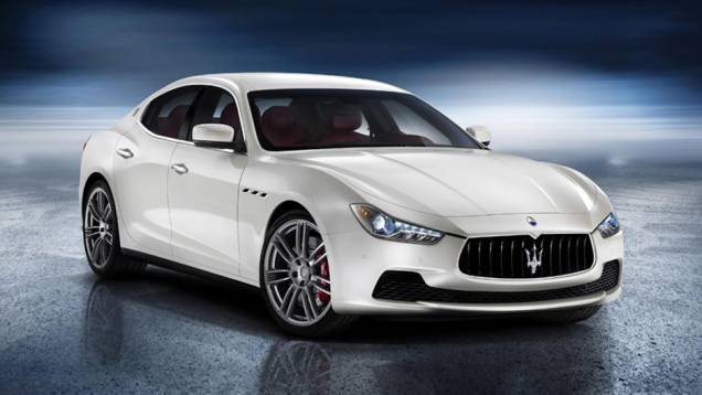 O Maserati Ghibli S de 75.000 dólares aparece no quarto lugar | <a href="https://quatrorodas.abril.com.br/noticias/classicos/hagerty-lista-carros-classicos-futuro-767696.shtml" rel="migration">Leia mais</a>