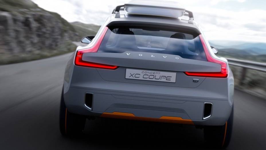 O conceito tem como objetivo mostrar a direção a ser adotada pela fabricante sueca | <a href="https://quatrorodas.abril.com.br/noticias/saloes/detroit-2014/volvo-revelara-concept-xc-coupe-detroit-767556.shtml" rel="migration">Leia mais</a>