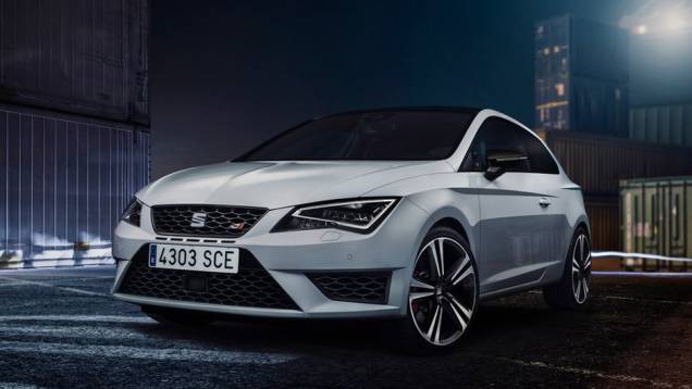 A Seat apresentou oficialmente o novo modelo topo de linha da gama Leon | <a href="https://quatrorodas.abril.com.br/noticias/saloes/genebra-2014/novo-seat-leon-cupra-oficialmente-apresentado-genebra-775226.shtml" rel="migration">Leia mais</a>