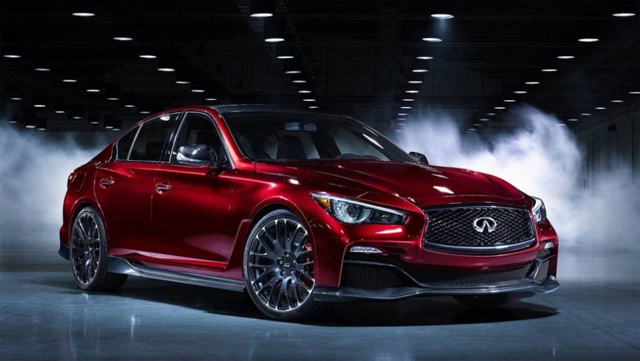 Infiniti leva o Q50 Eau Rouge ao Salão de Detroit | <a href="https://quatrorodas.abril.com.br/noticias/saloes/detroit-2014/infiniti-leva-q50-eau-rouge-ao-salao-detroit-769539.shtml" rel="migration">Leia mais</a>