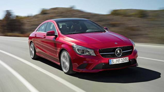 Novo bebê da família Mercedes-Benz: eis o CLA | <a href="https://quatrorodas.abril.com.br/saloes/detroit/2013/mercedes-benz-cla-730475.shtml" rel="migration">Leia mais</a>