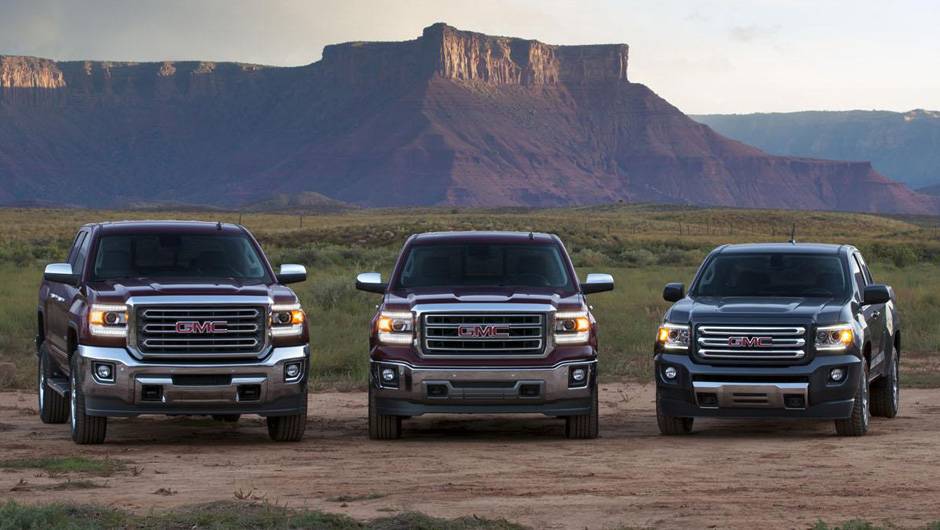 Sob o cap&ocirc;, tr&ecirc;s motores est&atilde;o dispon&iacute;veis: 2.5 de quatro cilindros, 3.6 V6 e, a partir do modelo 2016, 2.8 Duramax (a diesel) | <a href="https://quatrorodas.abril.com.br/noticias/saloes/detroit-2014/gmc-mostra-nova-canyon-detroit-769475.shtml" rel="migration"></a>