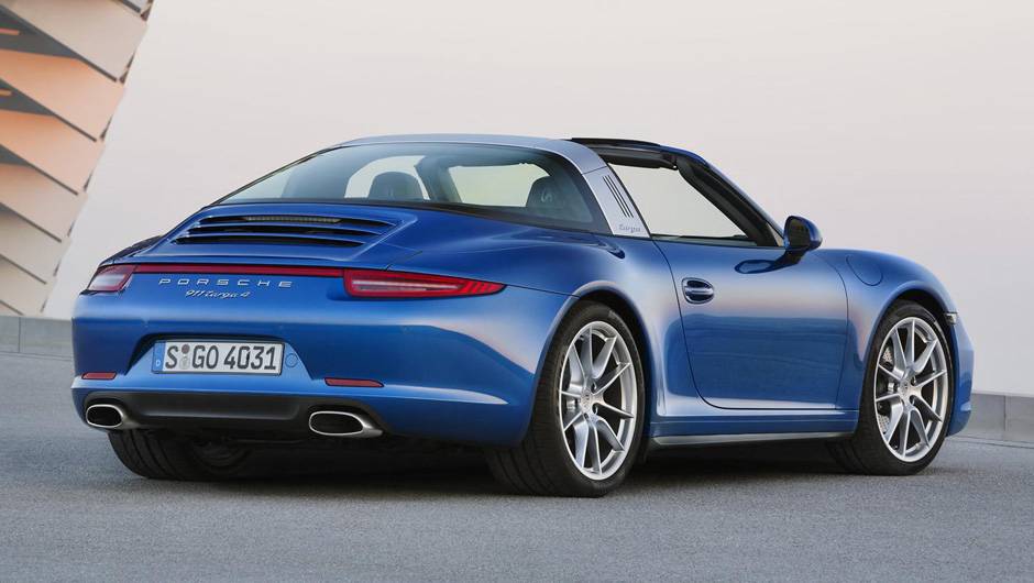Al&eacute;m da coluna "B" fixa, a parte traseira do ve&iacute;culo deve ser completamente envidra&ccedil;ada, lembrando os 911 Targa dos anos 60 | <a href="https://quatrorodas.abril.com.br/noticias/saloes/detroit-2014/porsche-lanca-911-targa-detroit-767649.shtml" rel="migration">Leia mais</a>