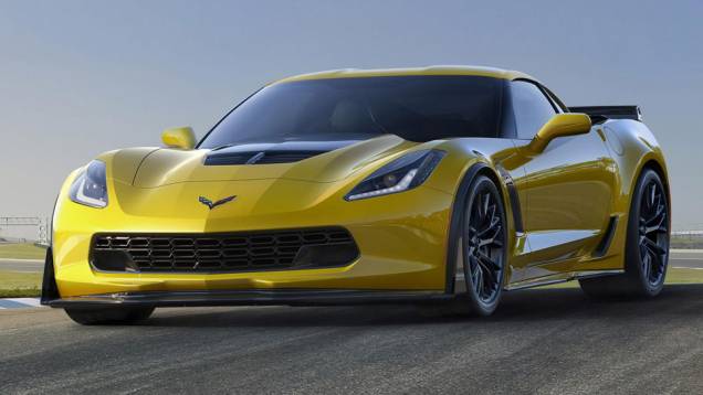Ele será atrelado a uma transmissão manual de sete marchas ou a uma nova transmissão automática de oito velocidades | <a href="https://quatrorodas.abril.com.br/noticias/saloes/detroit-2014/gm-oficializa-chevrolet-corvette-z06-2015-769655.shtml" rel="migration"></a> Ele será atrelado a uma transmissão manual de sete marchas ou a uma nova transmissão automática de oito velocidades | <a href="https://quatrorodas.abril.com.br/noticias/saloes/detroit-2014/gm-oficializa-chevrolet-corvette-z06-2015-769655.shtml" rel="migration"></a>