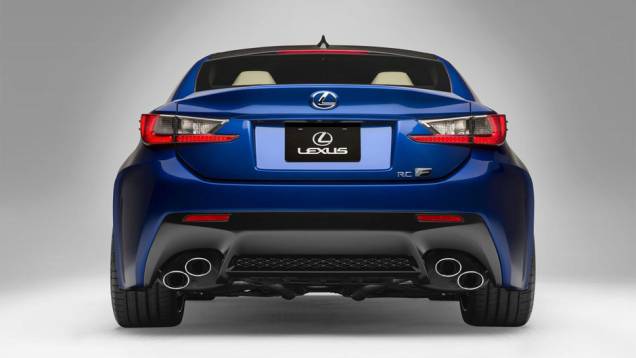 Em velocidade de cruzeiro, o motor utiliza o ciclo de Atkinson, para aumentar a economia de combustível | <a href="https://quatrorodas.abril.com.br/noticias/saloes/detroit-2014/lexus-expoe-rc-f-detroit-770421.shtml" rel="migration">Leia mais</a> Em velocidade de cruzeiro, o motor utiliza o ciclo de Atkinson, para aumentar a economia de combustível | <a href="https://quatrorodas.abril.com.br/noticias/saloes/detroit-2014/lexus-expoe-rc-f-detroit-770421.shtml" rel="migration">Leia mais</a>