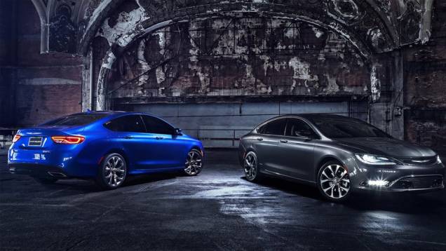 O novo Chrysler 200 estará disponível em 11 cores diferentes | <a href="https://quatrorodas.abril.com.br/noticias/saloes/detroit-2014/novo-chrysler-200-faz-sua-estreia-detroit-768496.shtml" rel="migration">Leia mais</a>