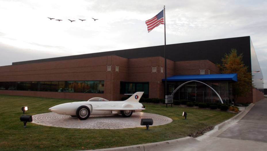 Localizado ao sul de Michigan, o GM Heritage Center reúne algumas das maiores raridades da história de 102 anos, e nós estivemos lá | <a href="https://quatrorodas.abril.com.br/reportagens/classicos/visitamos-gm-heritage-center-771490.shtml" rel="migration">Leia mais</a>