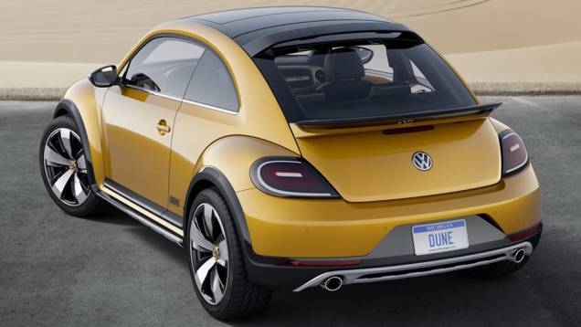 Volkswagen Beetle Dune concept | <a href="https://quatrorodas.abril.com.br/noticias/saloes/detroit-2014/vw-mostrara-beetle-dune-eua-768078.shtml" rel="migration">Leia mais</a>