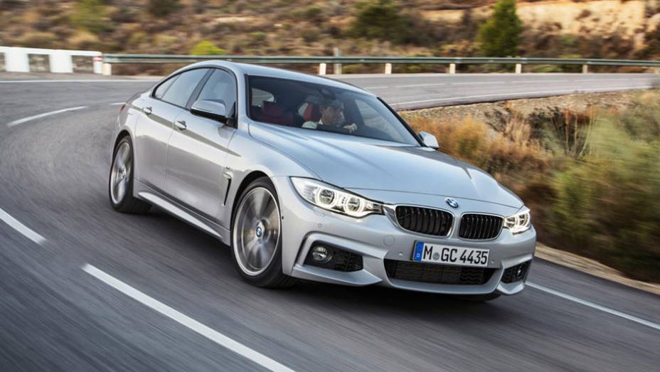 Fotos oficiais do novo modelo da BMW já aparecem em diversos sites internacionais | <a href="https://quatrorodas.abril.com.br/noticias/saloes/genebra-2014/bmw-enfim-apresenta-serie-4-gran-coupe-772204.shtml" rel="migration">Leia mais</a>