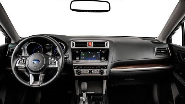 O modelo será apresentado ao público na próxima quinta-feira (6), durante o Salão de Chicago | <a href="https://quatrorodas.abril.com.br/noticias/fabricantes/surgem-primeiras-imagens-oficiais-novo-subaru-legacy-772272.shtml" rel="migration">Leia mais</a> O modelo será apresentado ao público na próxima quinta-feira (6), durante o Salão de Chicago | <a href="https://quatrorodas.abril.com.br/noticias/fabricantes/surgem-primeiras-imagens-oficiais-novo-subaru-legacy-772272.shtml" rel="migration">Leia mais</a>