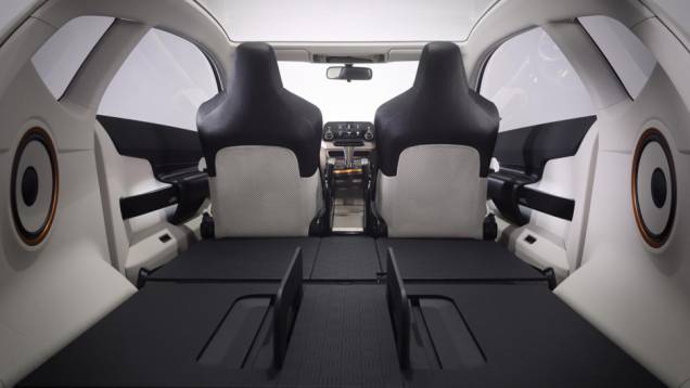 A capacidade total é para sete ocupantes | <a href="https://quatrorodas.abril.com.br/noticias/fabricantes/honda-exibe-vision-xs-1-concept-772441.shtml" rel="migration">Leia mais</a> A capacidade total é para sete ocupantes | <a href="https://quatrorodas.abril.com.br/noticias/fabricantes/honda-exibe-vision-xs-1-concept-772441.shtml" rel="migration">Leia mais</a>