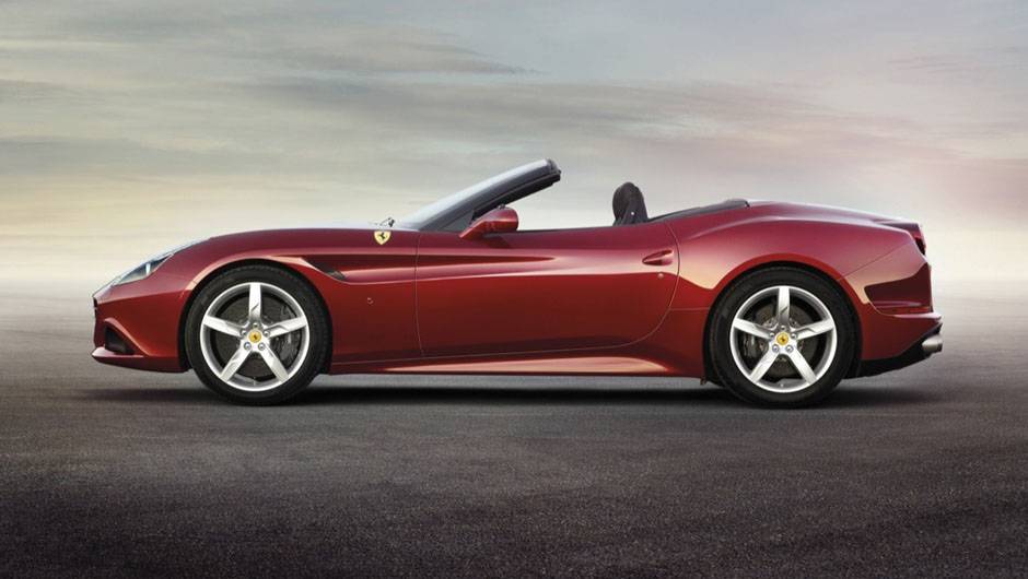 O bloco escolhido &eacute; o 3.9 V8, que oferece 560 cavalos de pot&ecirc;ncia e 76,7 kgfm de torque | <a href="https://quatrorodas.abril.com.br/noticias/saloes/genebra-2014/ferrari-apresenta-california-t-773120.shtml" rel="migration">Leia mais</a>
