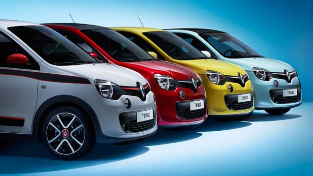 Renault "despe" novo Twingo | <a href="https://quatrorodas.abril.com.br/noticias/saloes/genebra-2014/renault-confirma-motorizacao-twingo-775341.shtml" rel="migration">Leia mais</a>