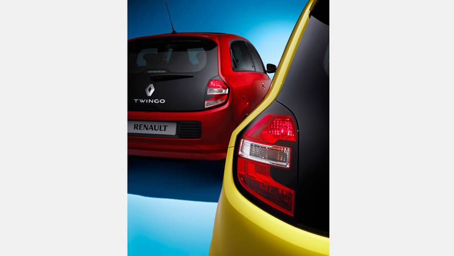 Detalhe da traseira do novo Twingo | <a href="https://quatrorodas.abril.com.br/noticias/saloes/genebra-2014/renault-confirma-motorizacao-twingo-775341.shtml" rel="migration">Leia mais</a>