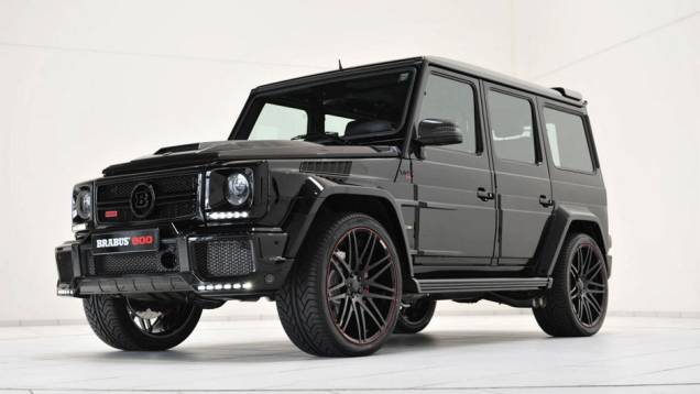 Brabus lança 800 iBusiness | <a href="https://quatrorodas.abril.com.br/noticias/saloes/genebra-2014/brabus-lanca-modelo-produtos-apple-774876.shtml" rel="migration">Leia mais</a>