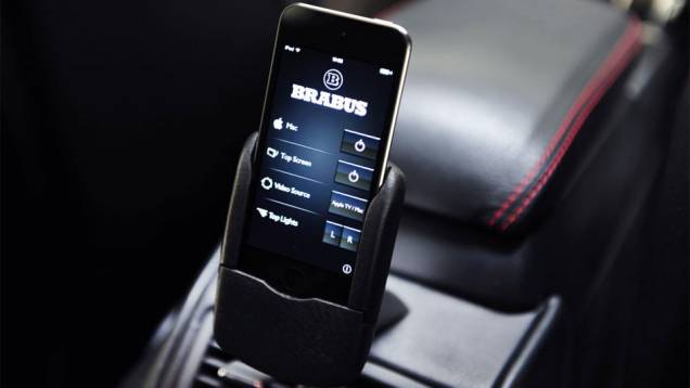 Brabus lança modelo com produtos Apple | <a href="https://quatrorodas.abril.com.br/noticias/saloes/genebra-2014/brabus-lanca-modelo-produtos-apple-774876.shtml" rel="migration">Leia mais</a> Brabus lança modelo com produtos Apple | <a href="https://quatrorodas.abril.com.br/noticias/saloes/genebra-2014/brabus-lanca-modelo-produtos-apple-774876.shtml" rel="migration">Leia mais</a>