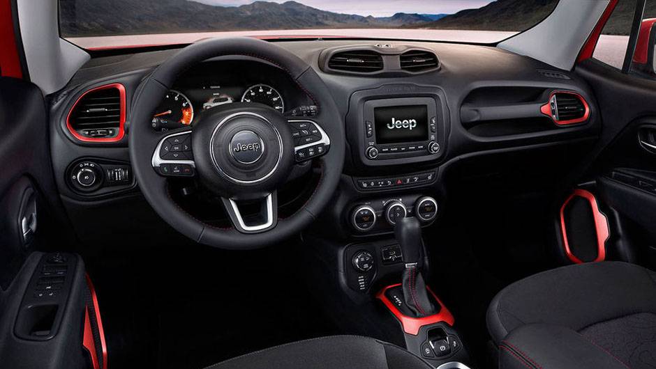 A planta est&aacute; sendo constru&iacute;da em Goiana, Pernambuco | <a href="https://quatrorodas.abril.com.br/noticias/saloes/genebra-2014/imagens-jeep-renegade-sao-reveladas-775127.shtml" rel="migration">Leia mais</a>