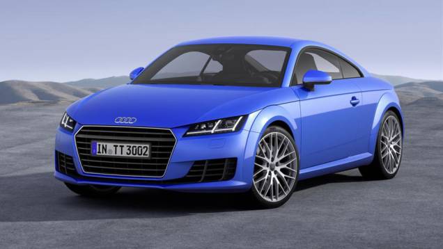 A Audi desfez o suspense e finalmente revelou nesta segunda-feira (3) a nova geração do esportivo TT | <a href="https://quatrorodas.abril.com.br/noticias/saloes/genebra-2014/audi-apresenta-novo-tt-775222.shtml" rel="migration">Leia mais</a> A Audi desfez o suspense e finalmente revelou nesta segunda-feira (3) a nova geração do esportivo TT | <a href="https://quatrorodas.abril.com.br/noticias/saloes/genebra-2014/audi-apresenta-novo-tt-775222.shtml" rel="migration">Leia mais</a>