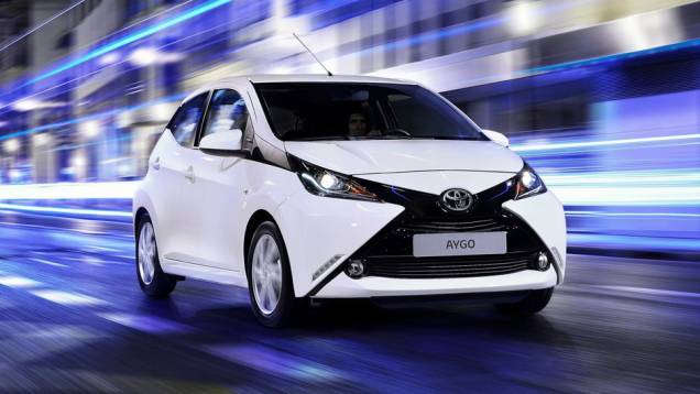 A Toyota apresentou oficialmente o Aygo 2014 nesta terça-feira (4), primeiro dia de coletivas de imprensa do Salão de Genebra | <a href="https://quatrorodas.abril.com.br/noticias/saloes/genebra-2014/toyota-oficializa-aygo-2014-775337.shtml" rel="migration">Leia mais</a>