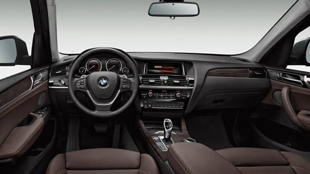 Sob o capô, as diferentes versões do X3 contam com motores a diesel que primam pela eficiência no consumo de combustível | <a href="https://quatrorodas.abril.com.br/noticias/saloes/genebra-2014/bmw-mostra-novo-x3-genebra-775550.shtml" rel="migration">Leia mais</a> Sob o capô, as diferentes versões do X3 contam com motores a diesel que primam pela eficiência no consumo de combustível | <a href="https://quatrorodas.abril.com.br/noticias/saloes/genebra-2014/bmw-mostra-novo-x3-genebra-775550.shtml" rel="migration">Leia mais</a>