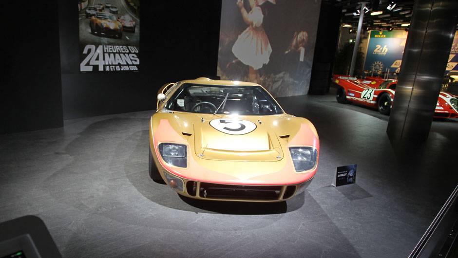 Ford GT40 (1966) | <a href="https://quatrorodas.abril.com.br/noticias/saloes/genebra-2014/salao-genebra-exibe-bolidos-le-mans-775992.shtml" rel="migration">Leia mais</a> | <a href="https://quatrorodas.abril.com.br/noticias/saloes/genebra-2014/" rel="migration">Confira tudo sobre o Sal&atilde;o d</a>