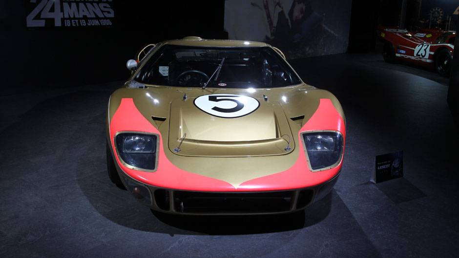 Ford GT40 (1966) | <a href="https://quatrorodas.abril.com.br/noticias/saloes/genebra-2014/salao-genebra-exibe-bolidos-le-mans-775992.shtml" rel="migration">Leia mais</a> | <a href="https://quatrorodas.abril.com.br/noticias/saloes/genebra-2014/" rel="migration">Confira tudo sobre o Sal&atilde;o d</a>