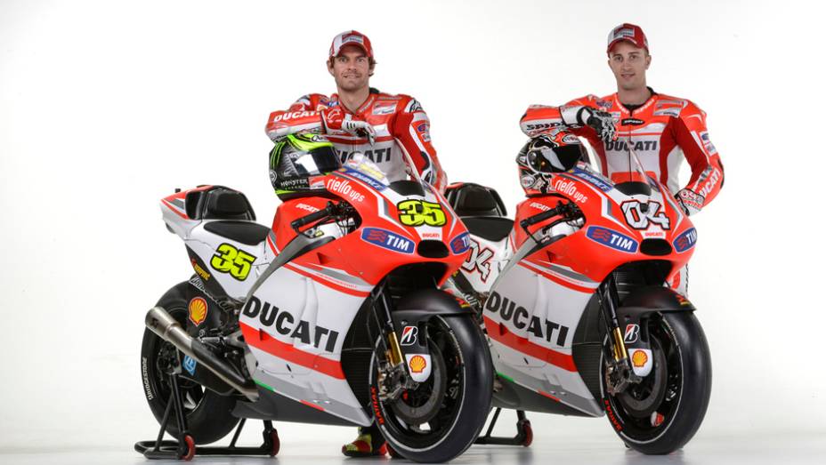 Crutchlow foi contratado este ano depois da saída de Nicky Hayden | <a href="https://quatrorodas.abril.com.br/moto/noticias/ducati-apresenta-nova-moto-temporada-motogp-776745.shtml" rel="migration">Leia mais</a>