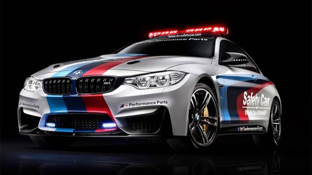 BMW apresenta novo carro de segurança da MotoGP | <a href="https://quatrorodas.abril.com.br/noticias/fabricantes/bmw-apresenta-novo-carro-seguranca-motogp-776315.shtml" rel="migration">Leia mais</a>