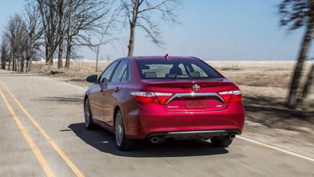 Não há previsão de quando (e se) o novo Camry chegará ao Brasil | <a href="https://quatrorodas.abril.com.br/noticias/saloes/new-york-2014/toyota-mostra-novo-camry-779950.shtml" rel="migration">Leia mais</a>