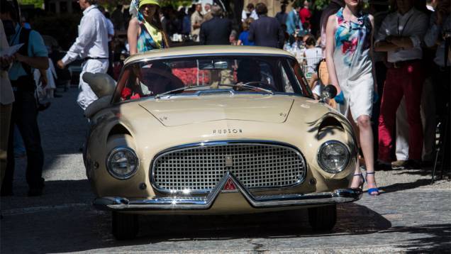 Hudson Italia Prototype H01 - Concorso dEleganza Villa dEste 2014 | <a href="https://quatrorodas.abril.com.br/noticias/classicos//concorso-d-eleganza-villa-d-este-2014-premia-maserati-450-s-1956-como-best-of-show-784018.shtml" rel="migration">Leia mais</a> Hudson Italia Prototype H01 - Concorso dEleganza Villa dEste 2014 | <a href="https://quatrorodas.abril.com.br/noticias/classicos//concorso-d-eleganza-villa-d-este-2014-premia-maserati-450-s-1956-como-best-of-show-784018.shtml" rel="migration">Leia mais</a>