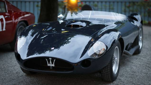 Maserati 450 S Roadster - Concorso dEleganza Villa dEste 2014 | <a href="https://quatrorodas.abril.com.br/noticias/classicos//concorso-d-eleganza-villa-d-este-2014-premia-maserati-450-s-1956-como-best-of-show-784018.shtml" rel="migration">Leia mais</a>