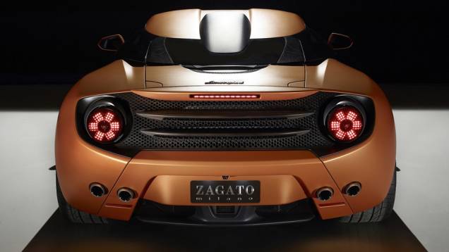 Como é possível verificar nas imagens, a 5-95 teve sua carroceria totalmente reformulada em relação à original da Gallardo | <a href="https://quatrorodas.abril.com.br/noticias/fabricantes/zagato-cria-lamborghini-5-95-783967.shtml" rel="migration">Leia mais</a>