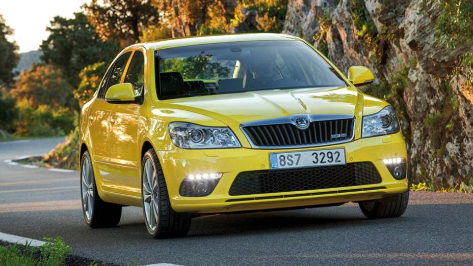 7 - Skoda Octavia | <a href="https://quatrorodas.abril.com.br/noticias/mercado/volkswagen-up-lidera-pesquisa-satisfacao-jd-power-2014-784586.shtml" rel="migration">Leia mais</a>