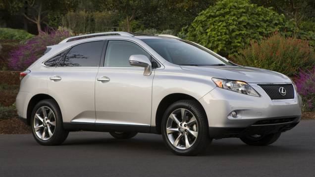 16 - Lexus RX (vencedor da categoria "SUV grande") | <a href="https://quatrorodas.abril.com.br/noticias/mercado/volkswagen-up-lidera-pesquisa-satisfacao-jd-power-2014-784586.shtml" rel="migration">Leia mais</a>