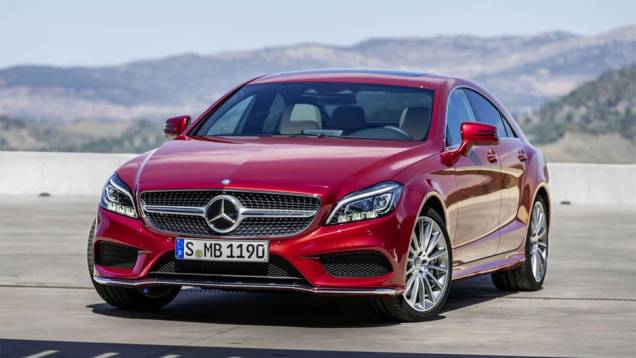 A marca alemã também renovou a gama de motorizações, sendo que agora todas atendem às rígidas normas de emissões de poluentes Euro6 | <a href="https://quatrorodas.abril.com.br/noticias/fabricantes/mercedes-benz-apresenta-novo-cls-786489.shtml" rel="migration">Leia mais</a> A marca alemã também renovou a gama de motorizações, sendo que agora todas atendem às rígidas normas de emissões de poluentes Euro6 | <a href="https://quatrorodas.abril.com.br/noticias/fabricantes/mercedes-benz-apresenta-novo-cls-786489.shtml" rel="migration">Leia mais</a>