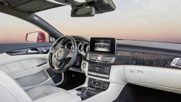 Ainda não há previsão de quando o novo CLS será lançado no Brasil | <a href="https://quatrorodas.abril.com.br/noticias/fabricantes/mercedes-benz-apresenta-novo-cls-786489.shtml" rel="migration">Leia mais</a> Ainda não há previsão de quando o novo CLS será lançado no Brasil | <a href="https://quatrorodas.abril.com.br/noticias/fabricantes/mercedes-benz-apresenta-novo-cls-786489.shtml" rel="migration">Leia mais</a>