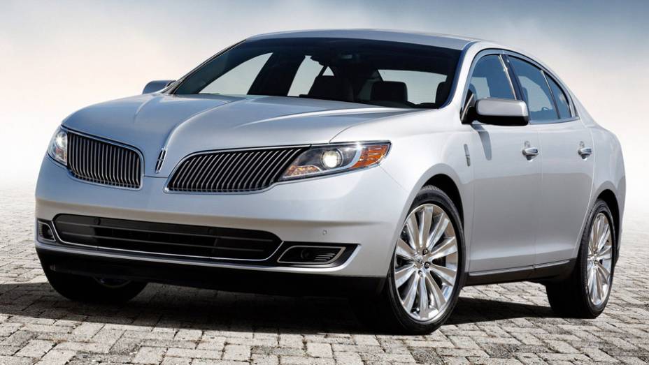 10ª) Lincoln - 109 problemas em cada 100 carros (PP100) | <a href="https://quatrorodas.abril.com.br/noticias/mercado/eua-carros-porsche-tem-melhor-percepcao-inicial-qualidade-diz-estudo-786536.shtml" rel="migration">Leia mais</a>