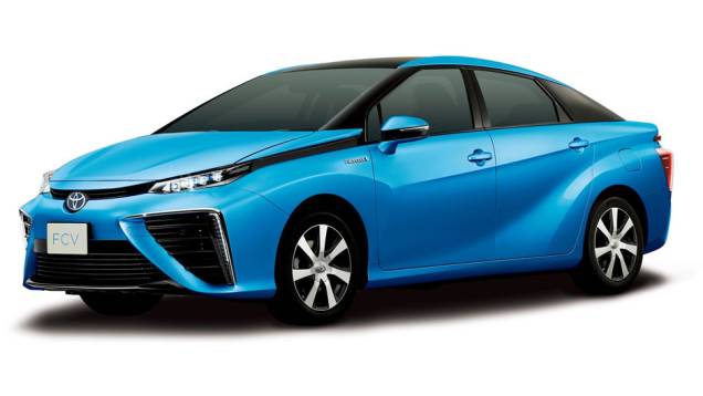 Toyota revela o sedã FCV | <a href="https://quatrorodas.abril.com.br/noticias/sustentabilidade/toyota-revela-novo-fcv-787124.shtml" rel="migration">Leia mais</a>