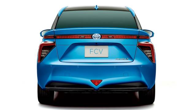 Segundo a Toyota, modelo tem uma autonomia de aproximadamente 700 km e um tempo de reabastecimento de cerca de três minutos | <a href="http://quatrorodas.abril.com.br/noticias/sustentabilidade/toyota-revela-novo-fcv-787124.shtml" rel="migration">Leia mais</a>