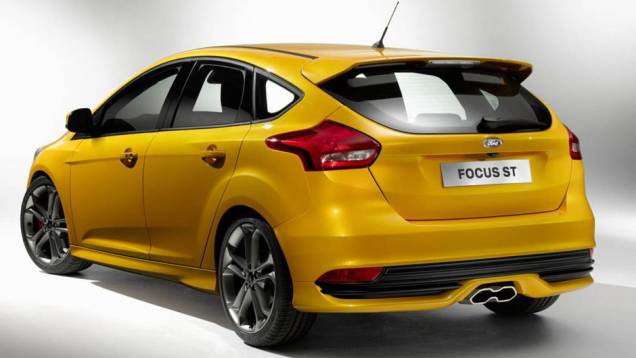 O motor 2.0 EcoBoost de quatro cilindros produz 250 cv de potência e 36,71 mkgf de torque, ao passo que o novo motor diesel 2.0 TDCi desenvolve 185 cv e 40,8 mkgf de torque | <a href="https://quatrorodas.abril.com.br/noticias/fabricantes/ford-revela-focus-" rel="migration"></a> O motor 2.0 EcoBoost de quatro cilindros produz 250 cv de potência e 36,71 mkgf de torque, ao passo que o novo motor diesel 2.0 TDCi desenvolve 185 cv e 40,8 mkgf de torque | <a href="https://quatrorodas.abril.com.br/noticias/fabricantes/ford-revela-focus-" rel="migration"></a>