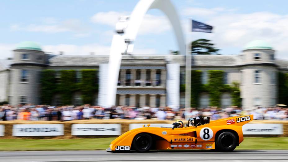 Estranho ou estiloso? Esse é o McLaren-Chevrolet M8F | <a href="https://quatrorodas.abril.com.br/galerias/especiais/festival-goodwood-2014-parte-2-787544.shtml" rel="migration">Parte 2</a>