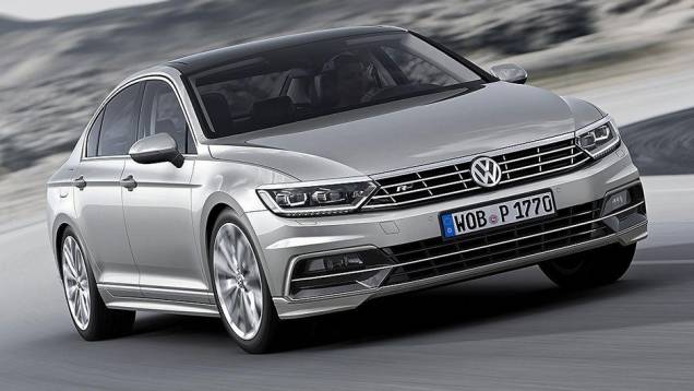 A Volkswagen apresentou a nova geração do Passat | <a href="https://quatrorodas.abril.com.br/noticias/fabricantes/volkswagen-apresenta-novo-passat-788079.shtml" rel="migration">Leia mais</a> A Volkswagen apresentou a nova geração do Passat | <a href="https://quatrorodas.abril.com.br/noticias/fabricantes/volkswagen-apresenta-novo-passat-788079.shtml" rel="migration">Leia mais</a>