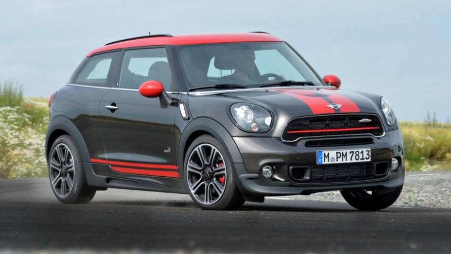 A MINI mostrou o modelo 2015 do crossover Paceman | <a href="https://quatrorodas.abril.com.br/noticias/fabricantes/mini-promove-facelift-paceman-789557.shtml" rel="migration">Leia mais</a>