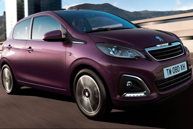 Peugeot 108 (Citroën C1/Toyota Aygo) | <a href="https://quatrorodas.abril.com.br/noticias/mercado/candidatos-carro-ano-2015-europa-sao-revelados-791548.shtml" rel="migration">Leia mais</a>