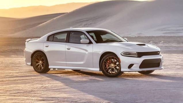 O modelo chega adotando a mesma proposta do Challenger SRT Hellcat, exibido há algumas semanas: performance de primeiro nível | <a href="https://quatrorodas.abril.com.br/noticias/fabricantes/dodge-exibe-charger-srt-hellcat-795977.shtml" rel="migration">Leia mais</a>