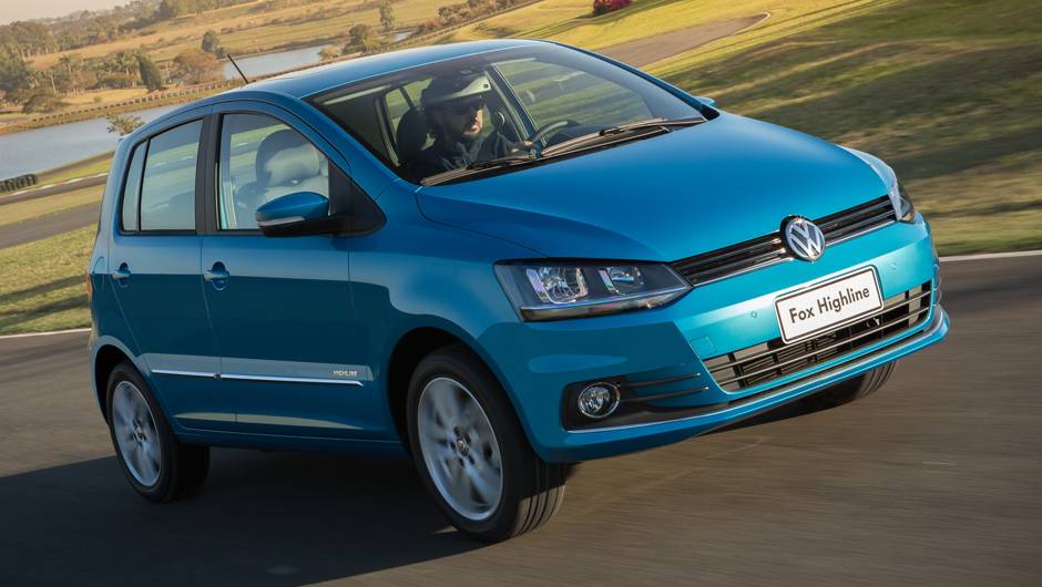 A Volkswagen colocou a m&atilde;o na massa e, em 2014, entrega uma nova atualiza&ccedil;&atilde;o do hatch Fox | <a href="https://quatrorodas.abril.com.br/carros/lancamentos/volkswagen-fox-797087.shtml" rel="migration">Leia mais</a>