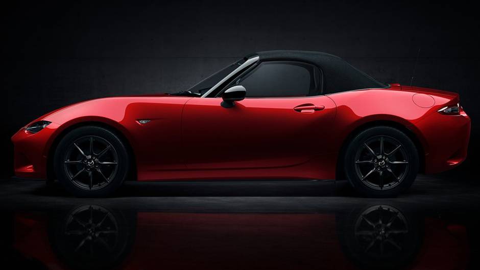 Em termos de balan&ccedil;o, de acordo com os engenheiros, a distribui&ccedil;&atilde;o de peso &eacute; 50:50 | <a href="https://quatrorodas.abril.com.br/noticias/fabricantes/mazda-lanca-mx-5-miata-2016-798858.shtml" rel="migration">Leia mais</a>