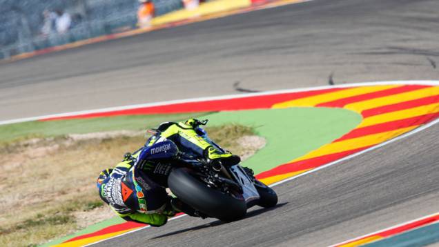 Quem também andou atrás foi Valentino Rossi, o décimo | <a href="https://quatrorodas.abril.com.br/moto/noticias/motogp-dovizioso-lidera-treinos-aragon-802709.shtml" rel="migration">Leia mais</a> Quem também andou atrás foi Valentino Rossi, o décimo | <a href="https://quatrorodas.abril.com.br/moto/noticias/motogp-dovizioso-lidera-treinos-aragon-802709.shtml" rel="migration">Leia mais</a>