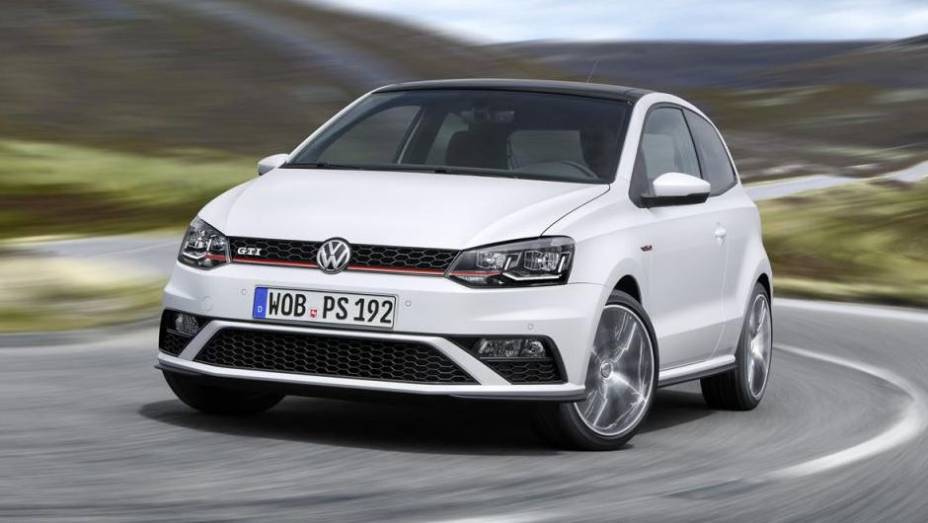 A Volkswagen mostrou oficialmente o seu Polo GTI reestilizado | <a href="https://quatrorodas.abril.com.br/noticias/saloes/paris-2014/polo-gti-reestilizado-ganha-mais-potencia-800463.shtml" rel="migration">Leia mais</a>