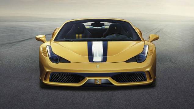 Apenas 499 unidades serão produzidas para todo o mundo | <a href="https://quatrorodas.abril.com.br/noticias/saloes/paris-2014/ferrari-divulga-imagens-458-speciale-aperta-802402.shtml" rel="migration">Leia mais</a>